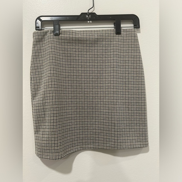 Full Tilt skirt size medium - Picture 2 of 3